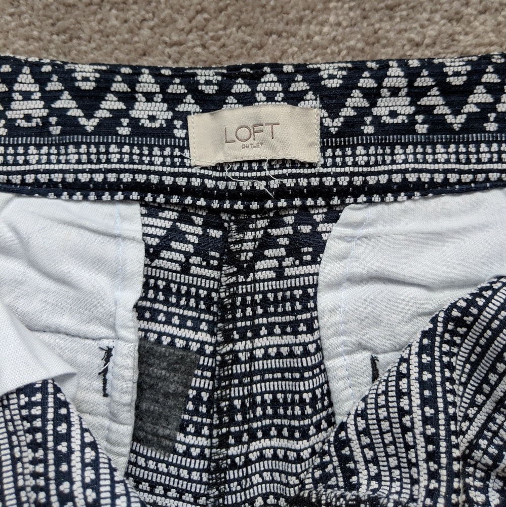 Loft Embroidery Short - Picture 3 of 4